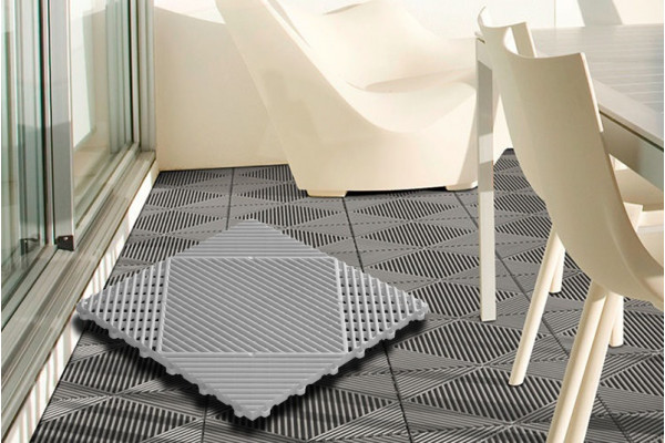 Diese PVC Klickfliesen sind eine klare Kaufempfehlung • IXplore